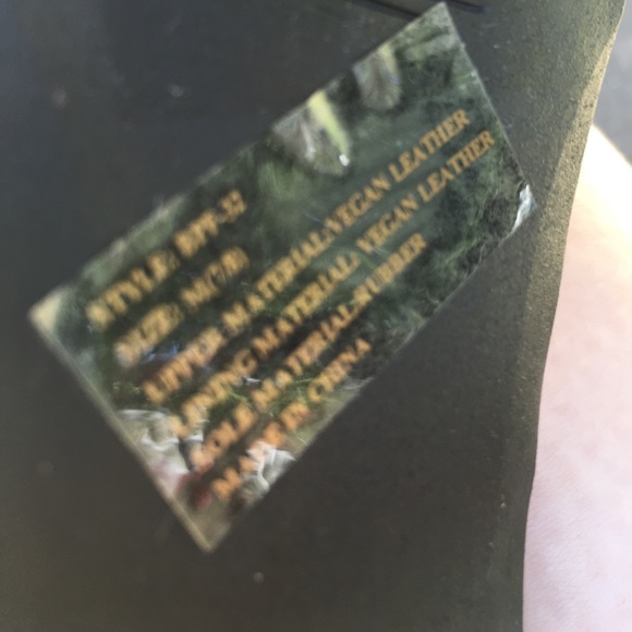 Sole Mates Sandals M (7/8) - Picture 3 of 5